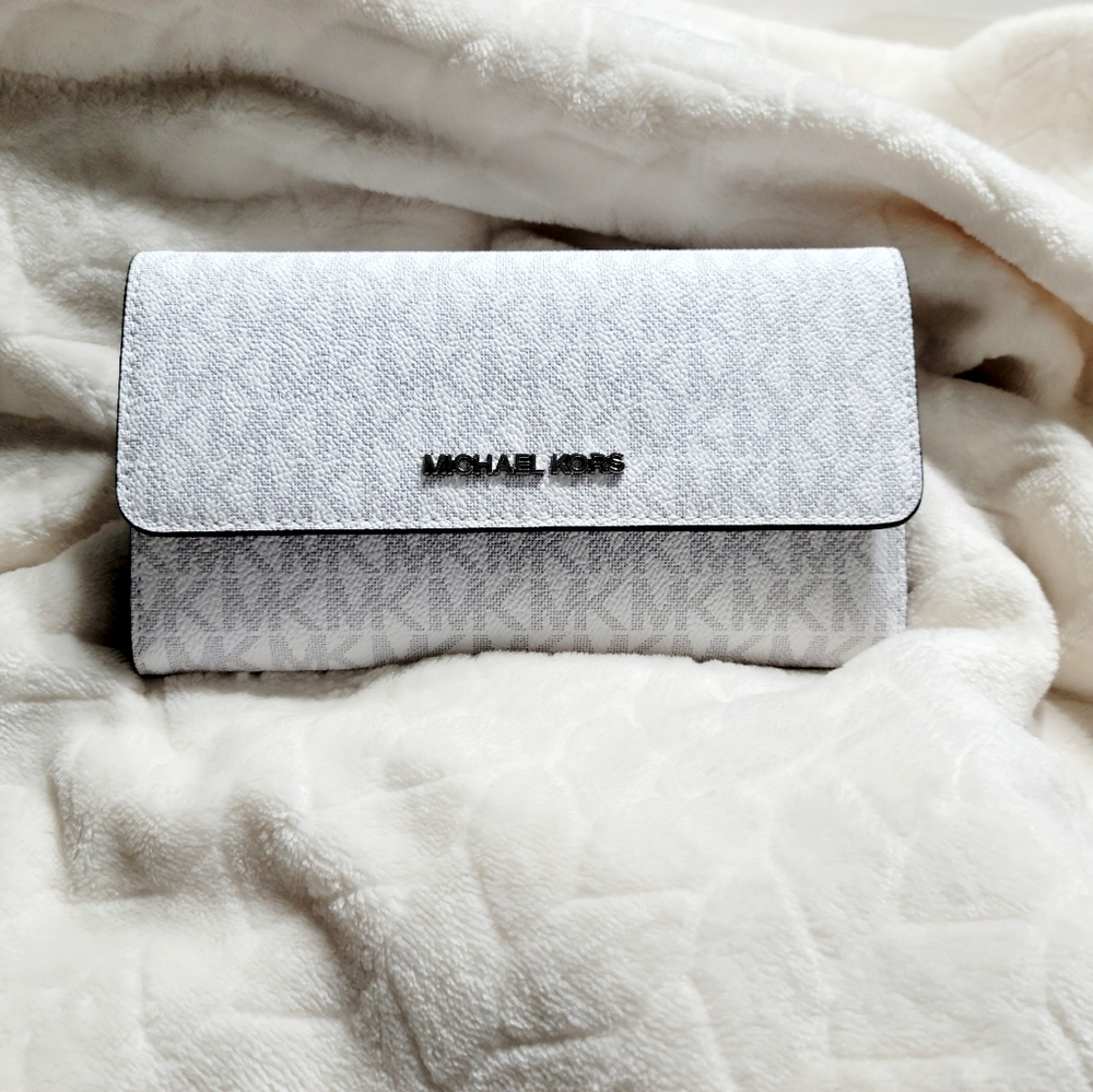 MICHAEL KORS JET SET WALLET